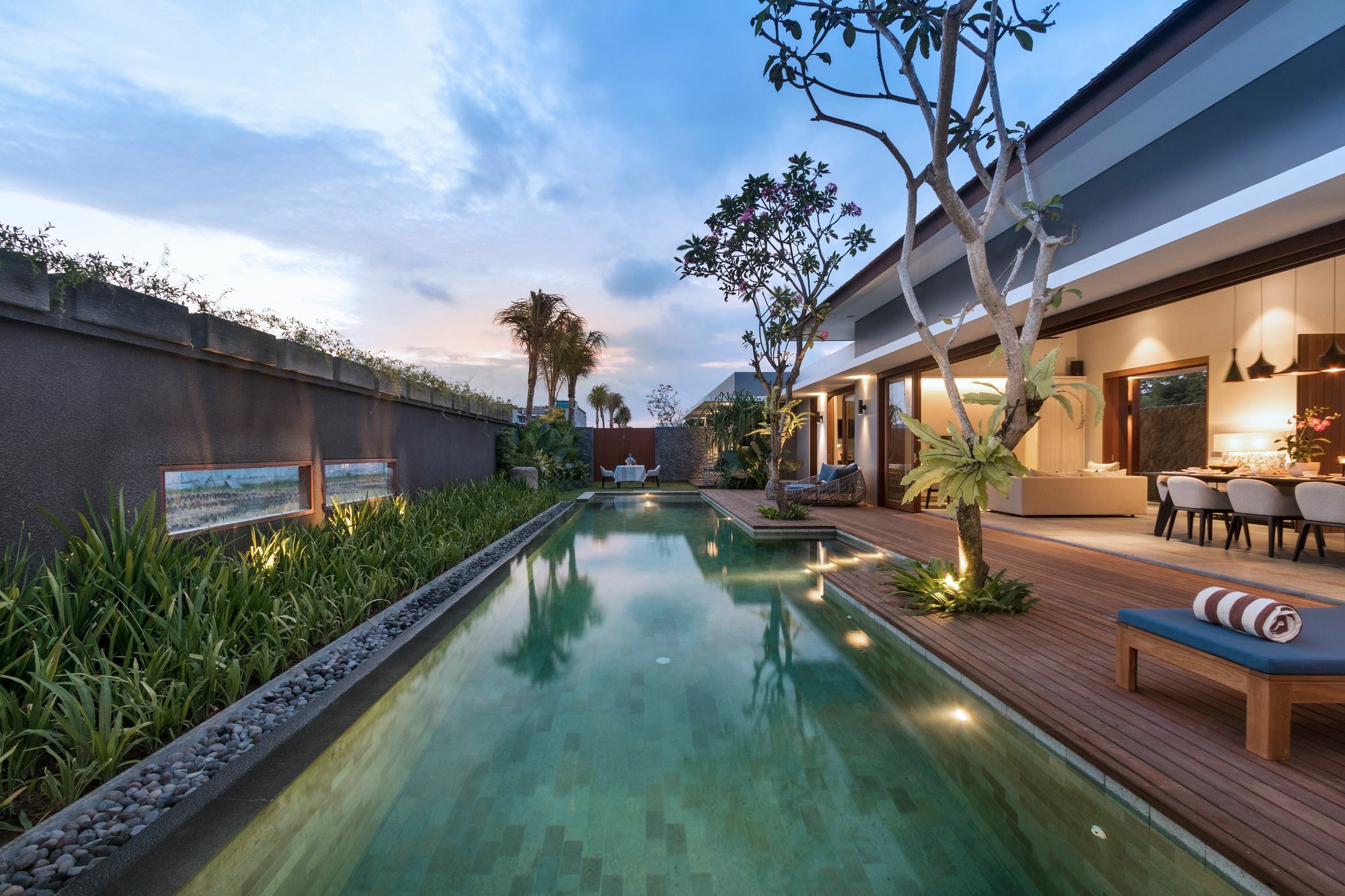 Amarin Seminyak Villa Exterior photo